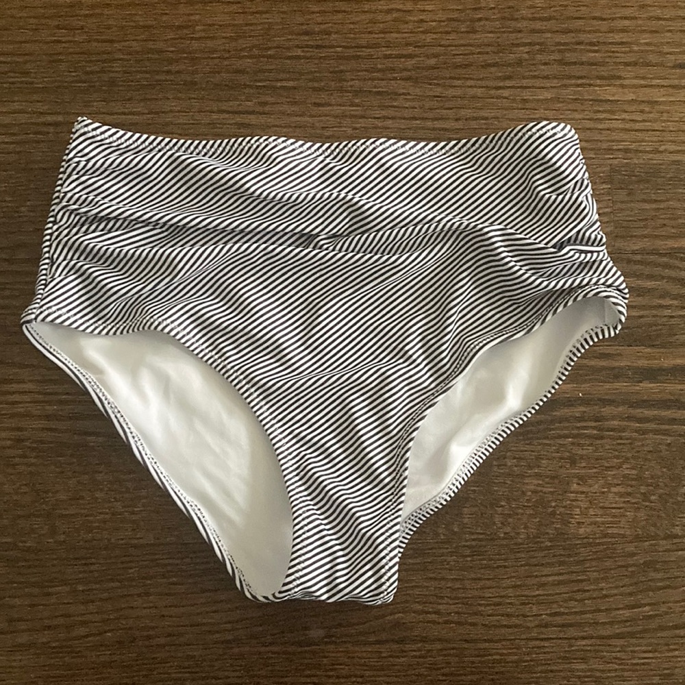 High waisted swim bottoms